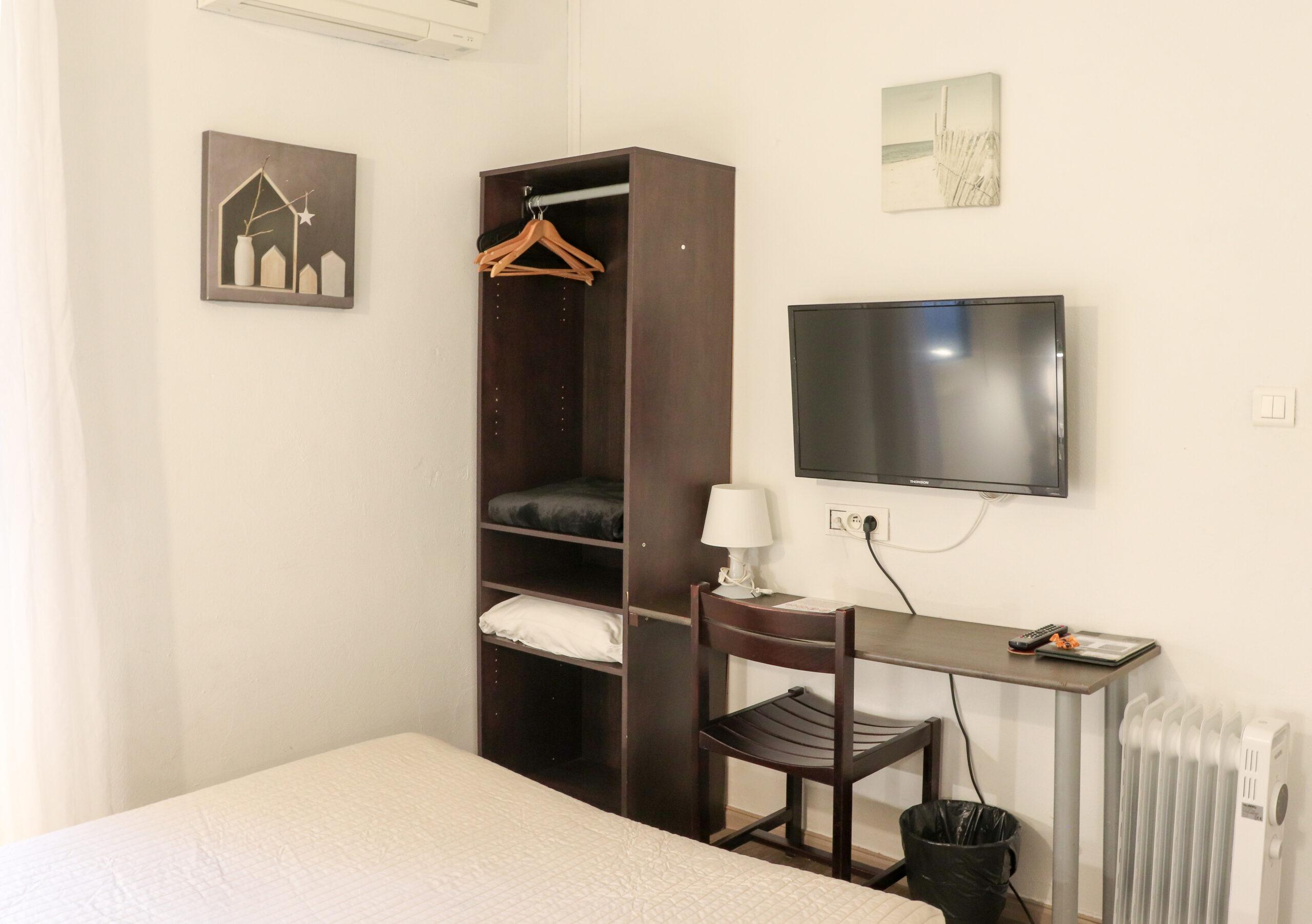 Chambre Standard Bureau 3