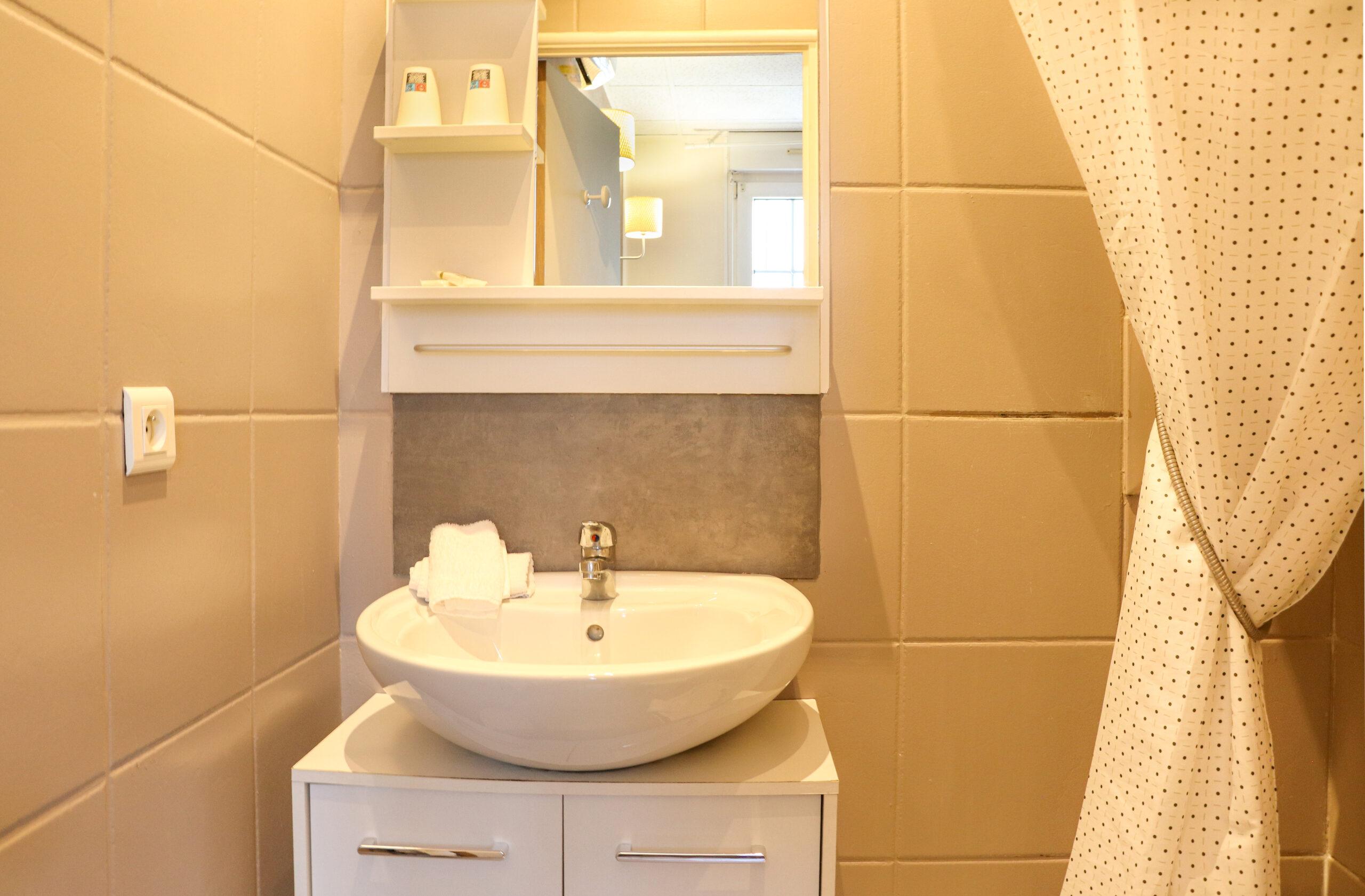 Chambre Standard Salle de Bain